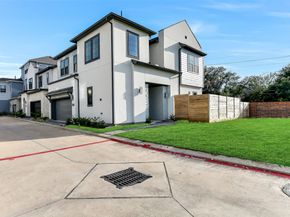 12037 Royal Oaks Run Drive, Houston TX 77082