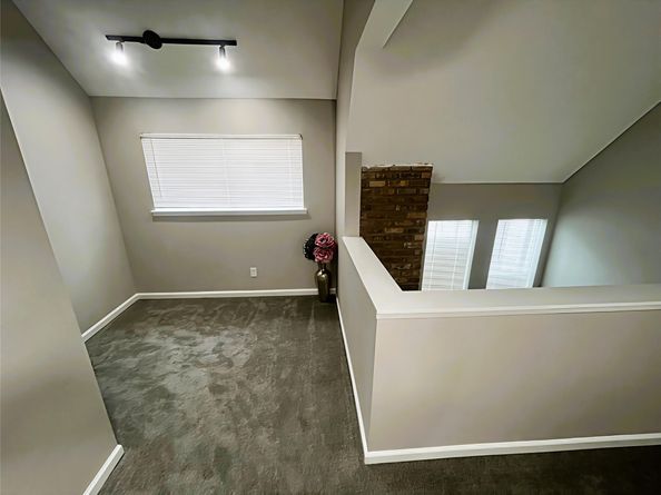 17210 Imperial Valley Drive 13, Houston TX 77060