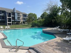 18617 Egret Bay Boulevard 307, Webster TX 77058