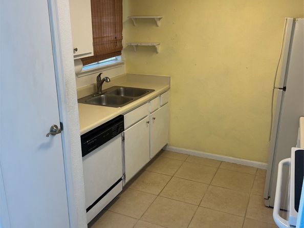 18617 Egret Bay Boulevard 307, Webster TX 77058