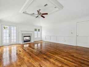 2127 Milford Street, Houston TX 77098