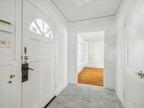 2127 Milford Street, Houston TX 77098