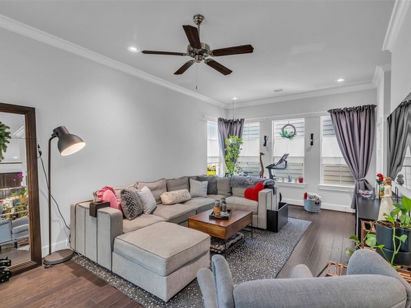 3009A Bell Street, Houston TX 77003