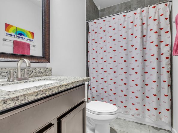 3009A Bell Street, Houston TX 77003