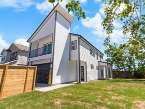 4102 Kewanee Street, Houston TX 77051