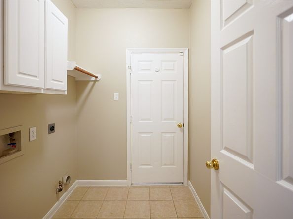 105 N Hollylaurel Circle, The Woodlands TX 77382