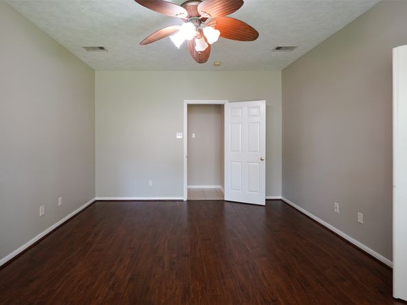 105 N Hollylaurel Circle, The Woodlands TX 77382