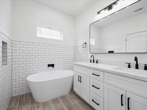 2015 Brackenridge St Street C, Houston TX 77026
