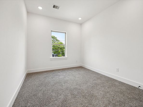 2015 Brackenridge St Street C, Houston TX 77026
