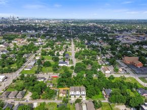 2015 Brackenridge St Street C, Houston TX 77026