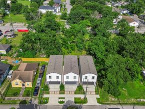 2015 Brackenridge St Street C, Houston TX 77026