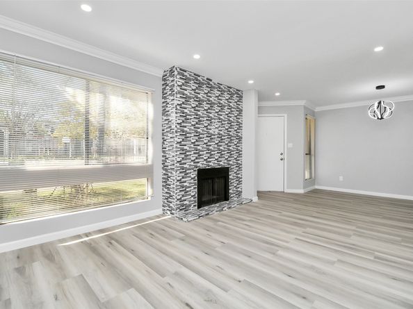 17202 Imperial Valley Drive 3, Houston TX 77060