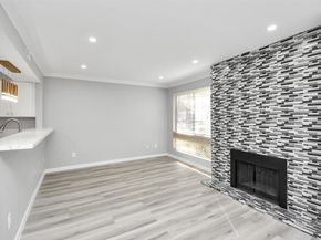 17202 Imperial Valley Drive 3, Houston TX 77060