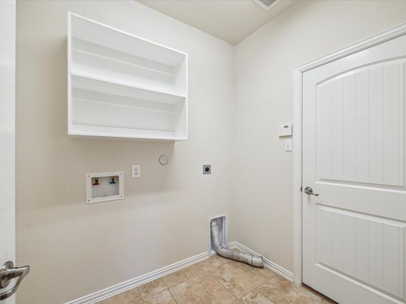 30 Black Swan Court, Magnolia TX 77354