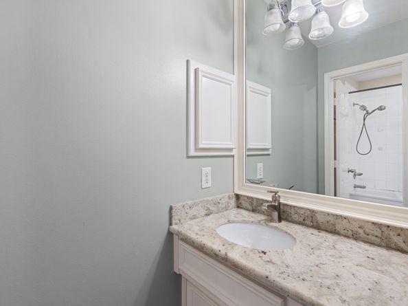 1708 Dennis Street, Houston TX 77004