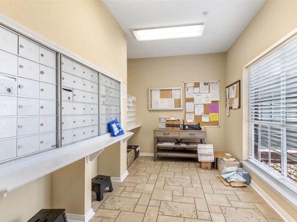 2803 Kings Crossing Drive 205, Houston TX 77345