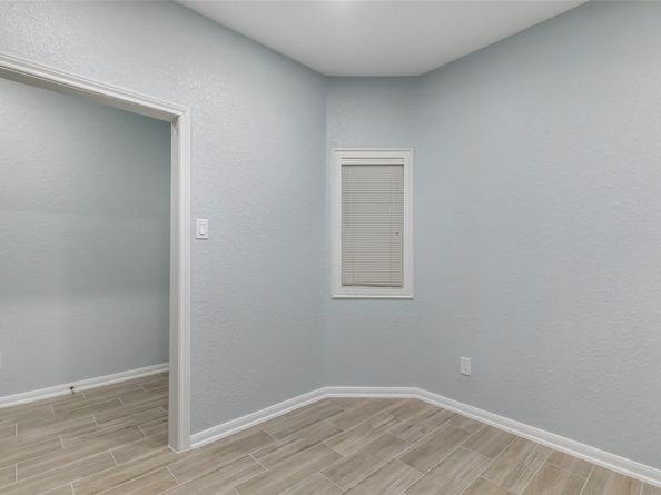 2803 Kings Crossing Drive 205, Houston TX 77345