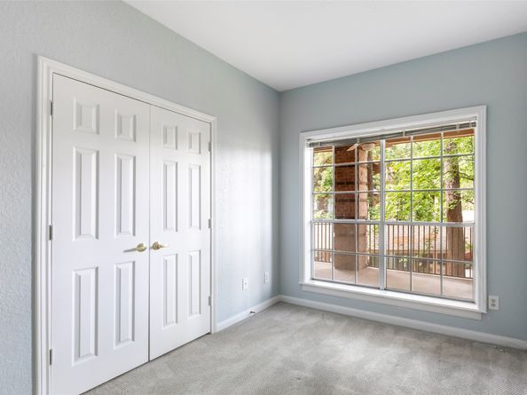 2803 Kings Crossing Drive 205, Houston TX 77345