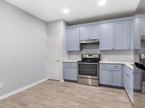 2803 Kings Crossing Drive 205, Houston TX 77345