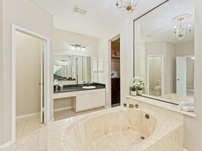 1017 Oak Knoll Court, Sugar Land TX 77498