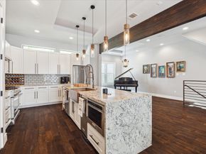 5121 Elysian Street, Houston TX 77009