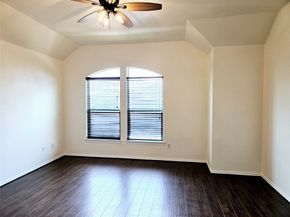 8039 Ellinger Lane, Houston TX 77040