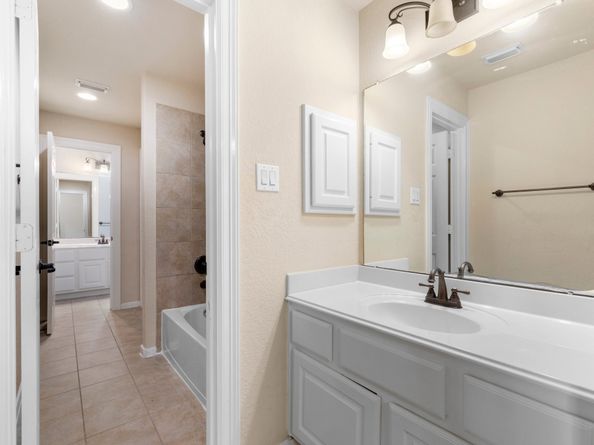 95 W Hullwood Circle, The Woodlands TX 77389