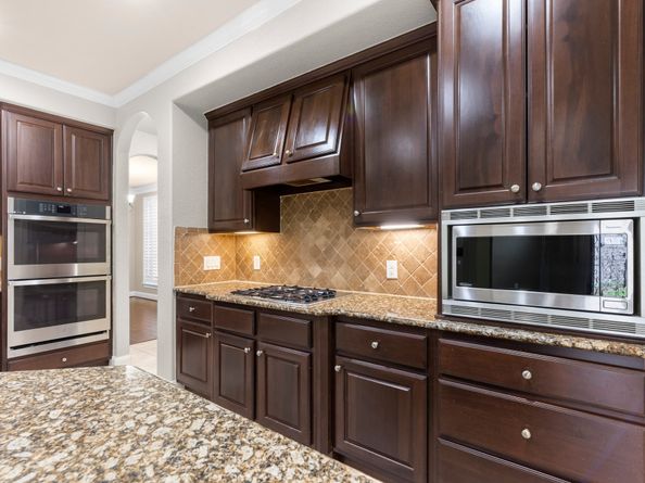 95 W Hullwood Circle, The Woodlands TX 77389