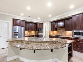 95 W Hullwood Circle, The Woodlands TX 77389