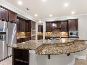 95 W Hullwood Circle, The Woodlands TX 77389