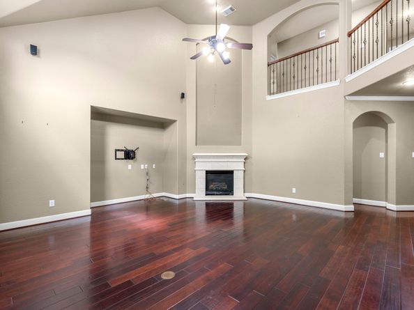 95 W Hullwood Circle, The Woodlands TX 77389