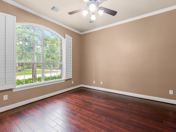 95 W Hullwood Circle, The Woodlands TX 77389