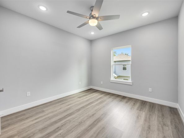 4923 Golden Forest Street A, Houston TX 77091