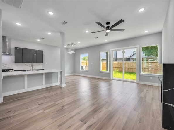 4923 Golden Forest Street A, Houston TX 77091