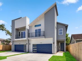 4923 Golden Forest Street A, Houston TX 77091