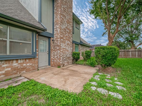 3022 Sam Houston Drive, Sugar Land TX 77479