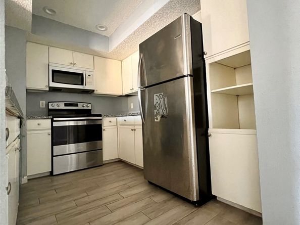 2830 S Bartell Street 210, Houston TX 77054