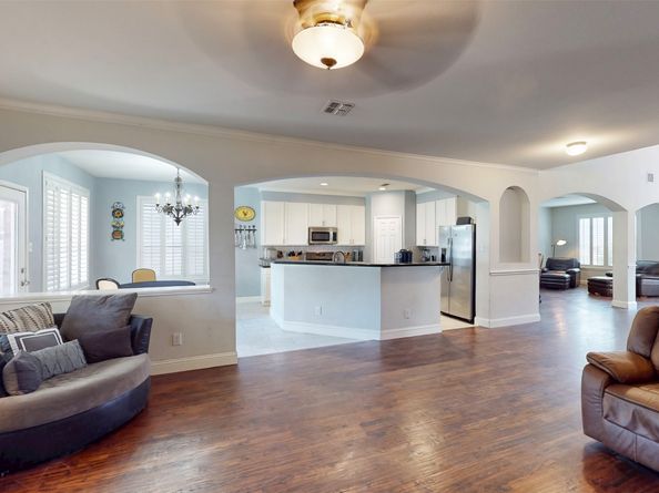 5112 Showdown Lane, Grand Prairie TX 75052