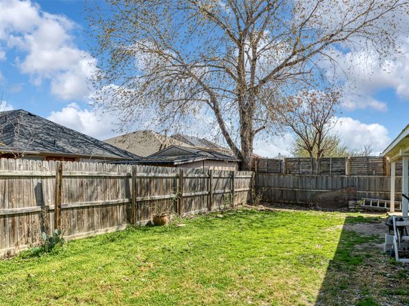 5112 Showdown Lane, Grand Prairie TX 75052