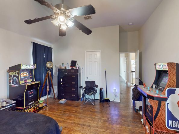 5112 Showdown Lane, Grand Prairie TX 75052