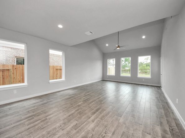 12023 Maple Oak Drive, Houston TX 77066
