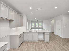 12023 Maple Oak Drive, Houston TX 77066