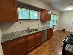 10317 Kelburn Drive, Houston TX 77016