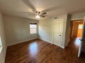 10317 Kelburn Drive, Houston TX 77016