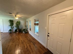 10317 Kelburn Drive, Houston TX 77016