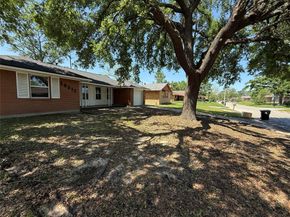10317 Kelburn Drive, Houston TX 77016