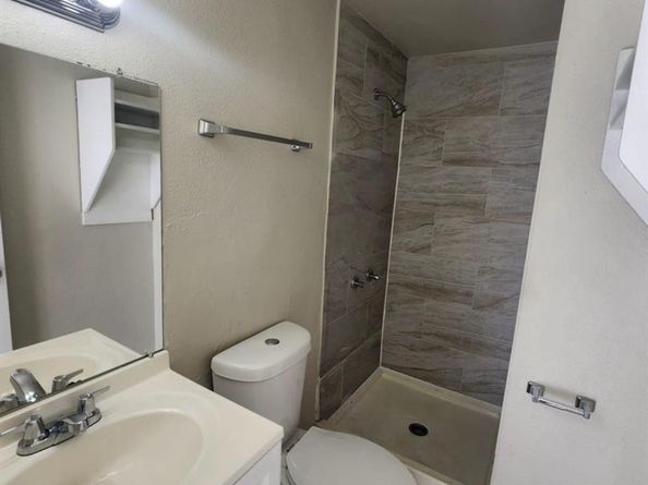 1411 E 36th Street, Houston TX 77022