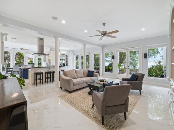 1623 Scenic Shore Drive, Kingwood TX 77345