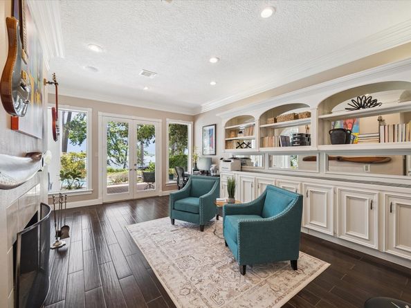 1623 Scenic Shore Drive, Kingwood TX 77345
