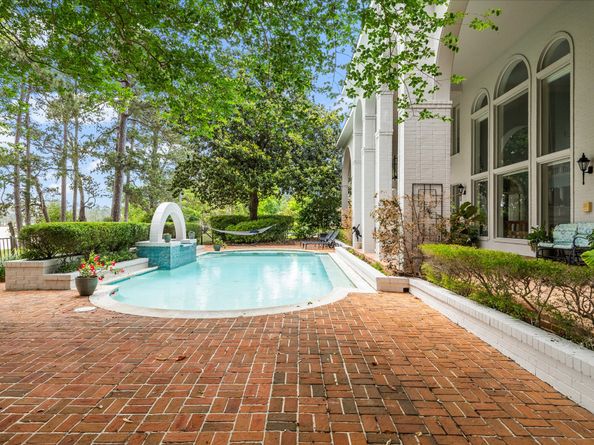 1623 Scenic Shore Drive, Kingwood TX 77345